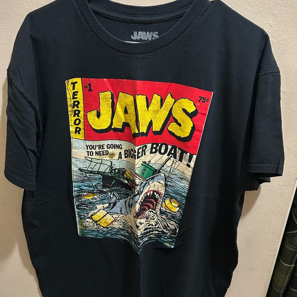 Jaws Graphic T-Shirt